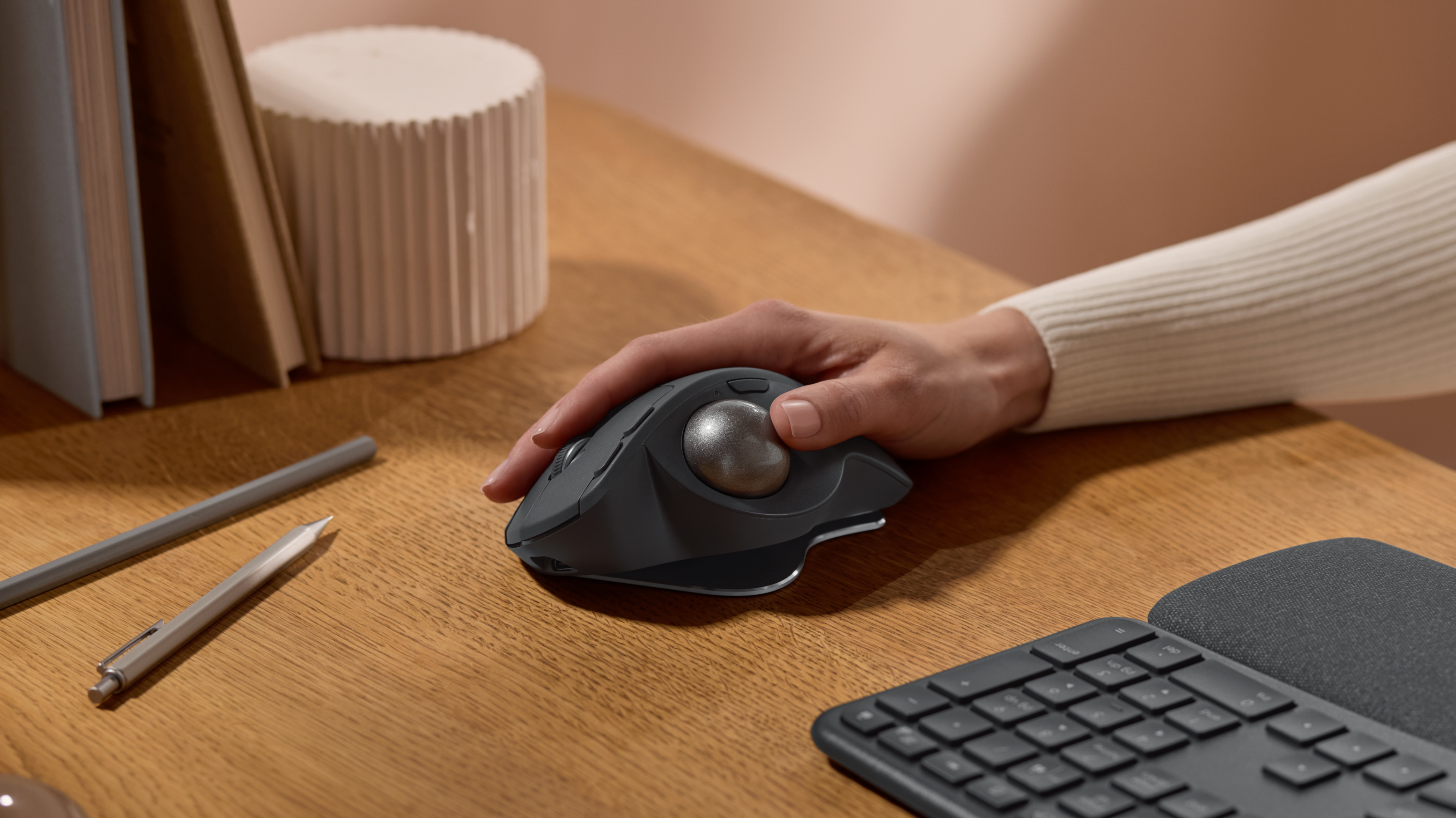 MX Ergo S - Wireless Trackball Mouse | Logitech